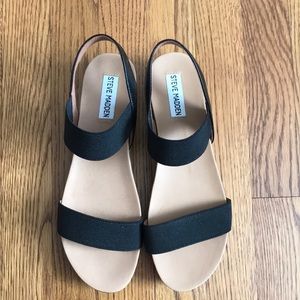 Steve Madden black strap sandals